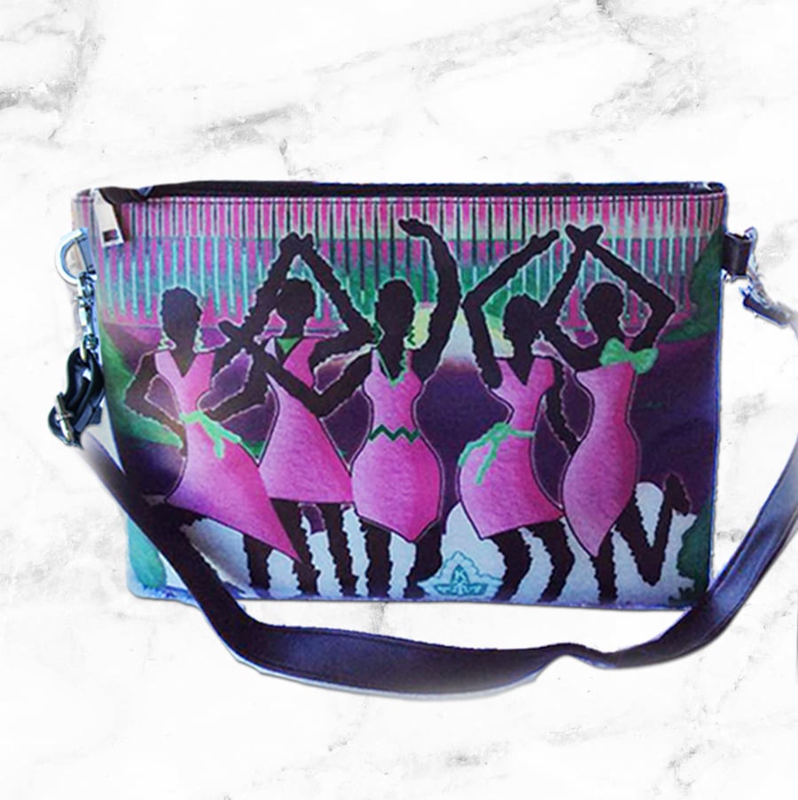 Image of AKA Leather Purse