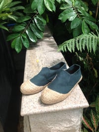 Image 2 of Classic - Dark Green