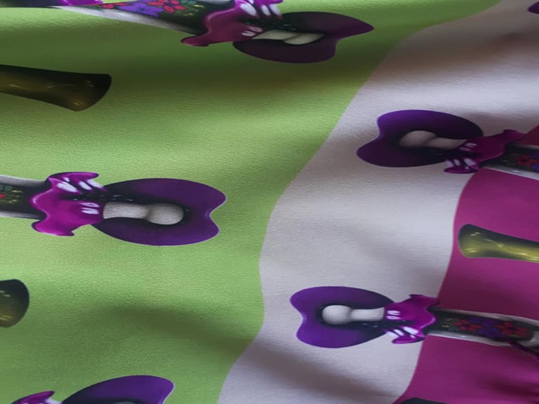 Green and Rose Gifinas Scarf Image 3