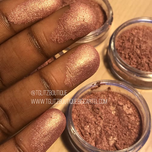 Image of TGLITZ highlighter - ROSE GOLD 😍💗. 