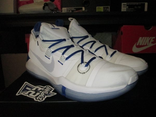 Image of Kobe A.D. 2 "University of Kentucky - White"