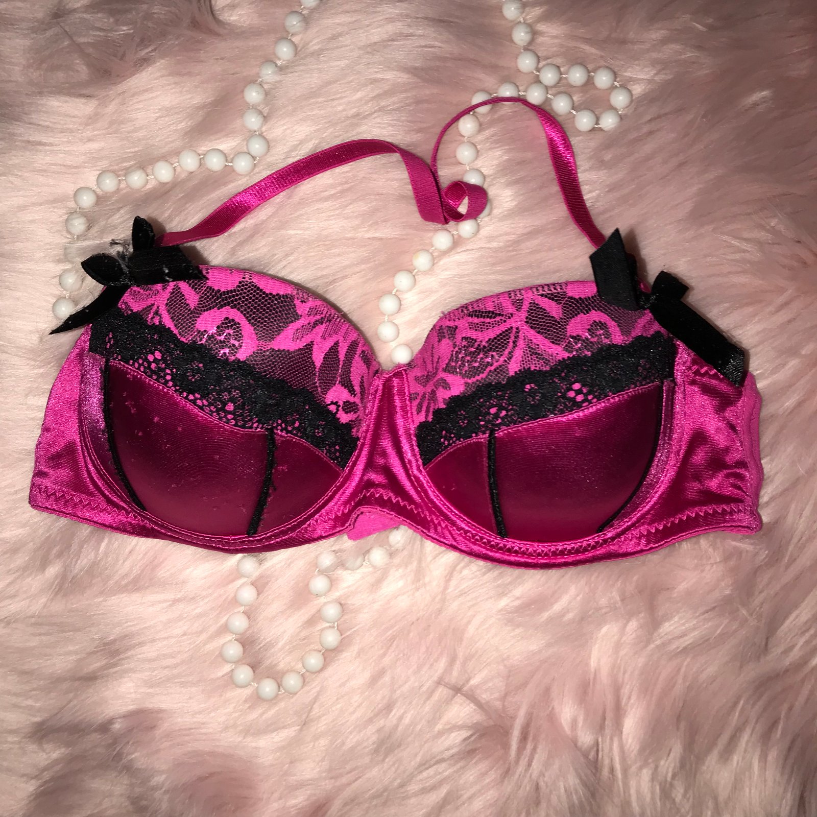 hot pink and black bra