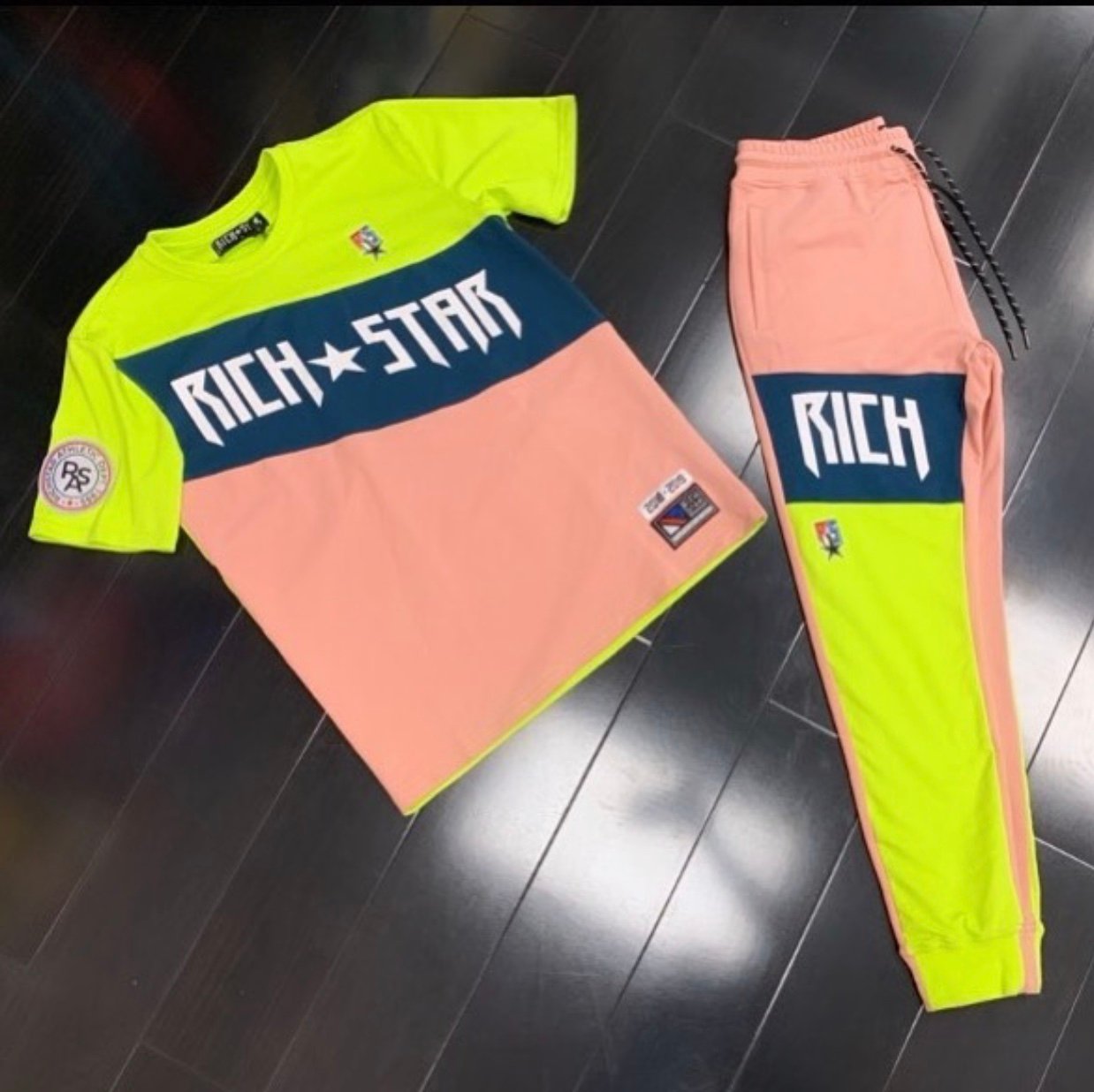 rich star sweatsuit