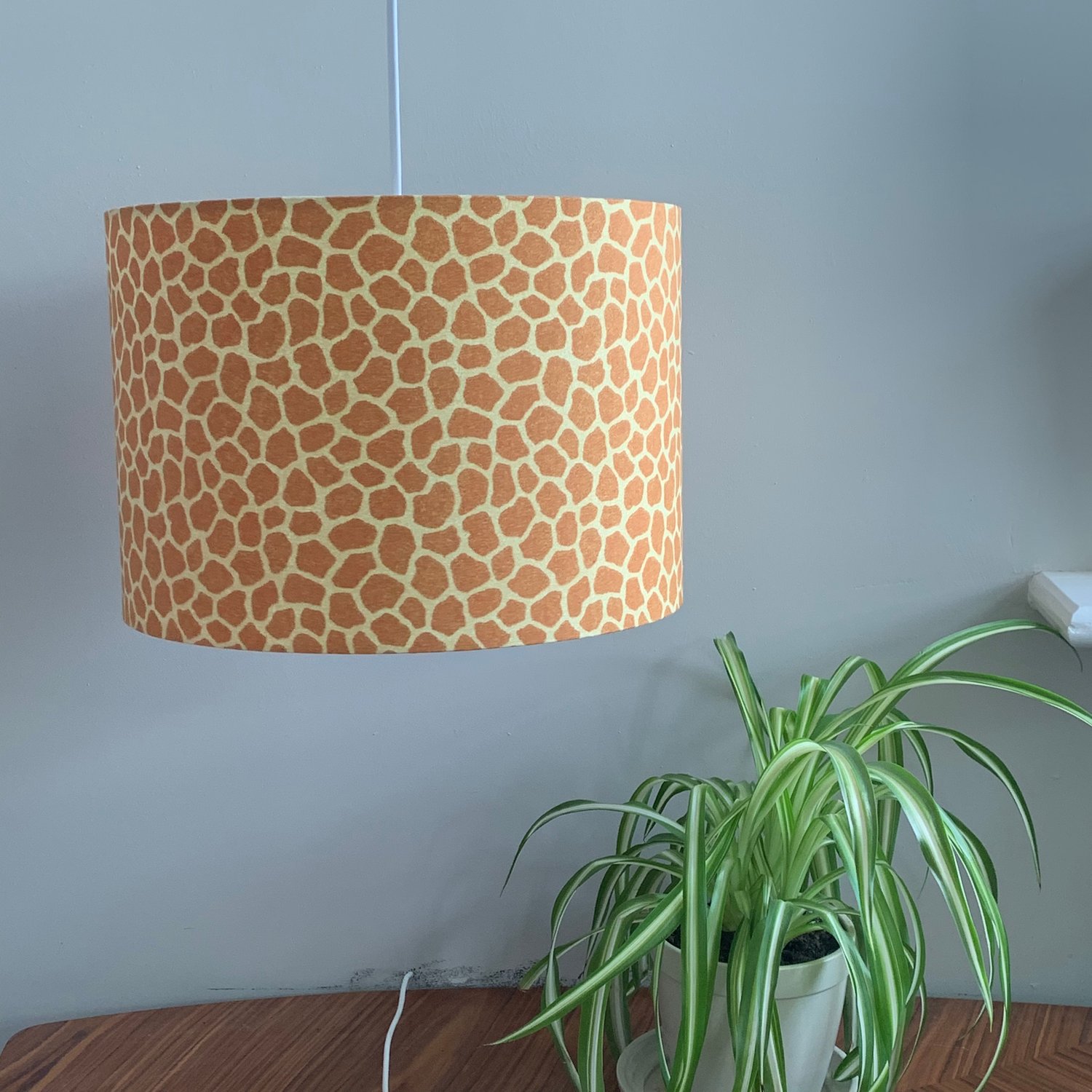 Image of Jungle Giraffe Tan Shade