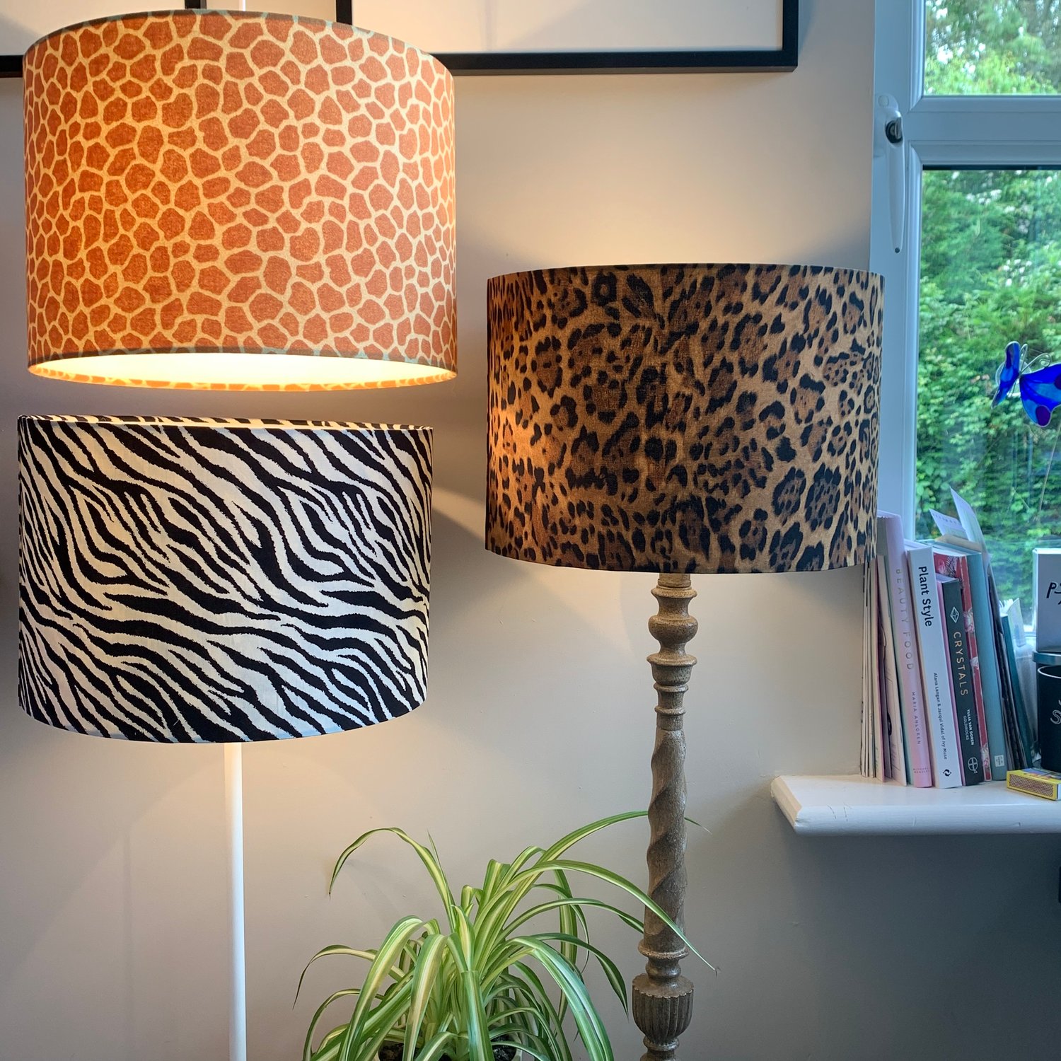 Image of Jungle Giraffe Tan Shade