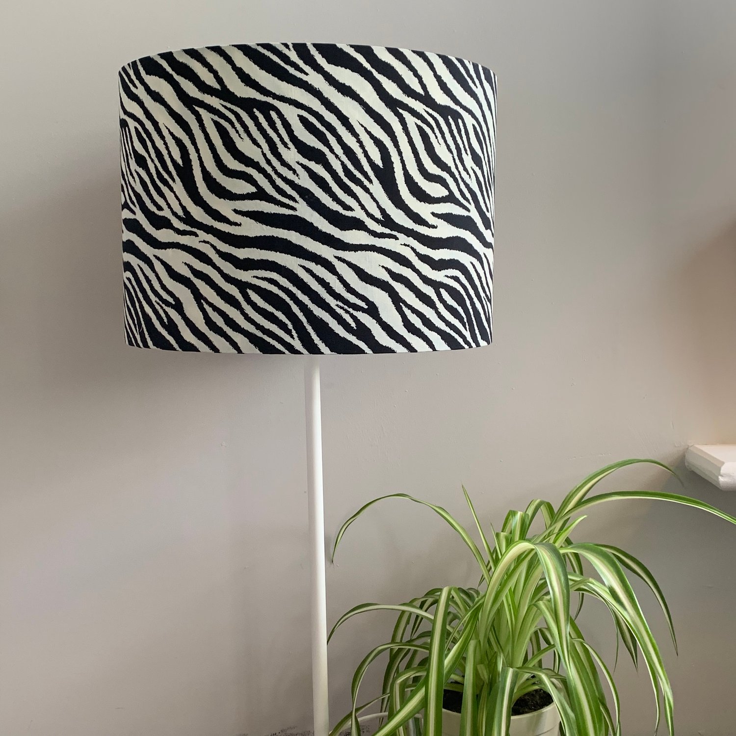 Image of Safari Zebra Black Shade