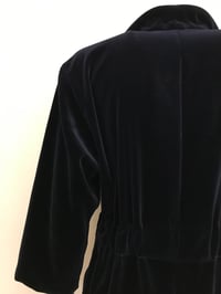 Image 3 of Sort velour buksedragt 
