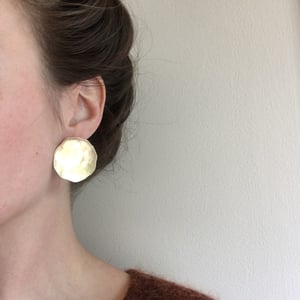 Image of luna earring brass