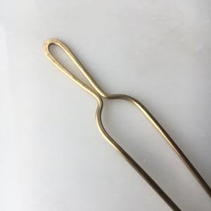 Image of classic hair pin