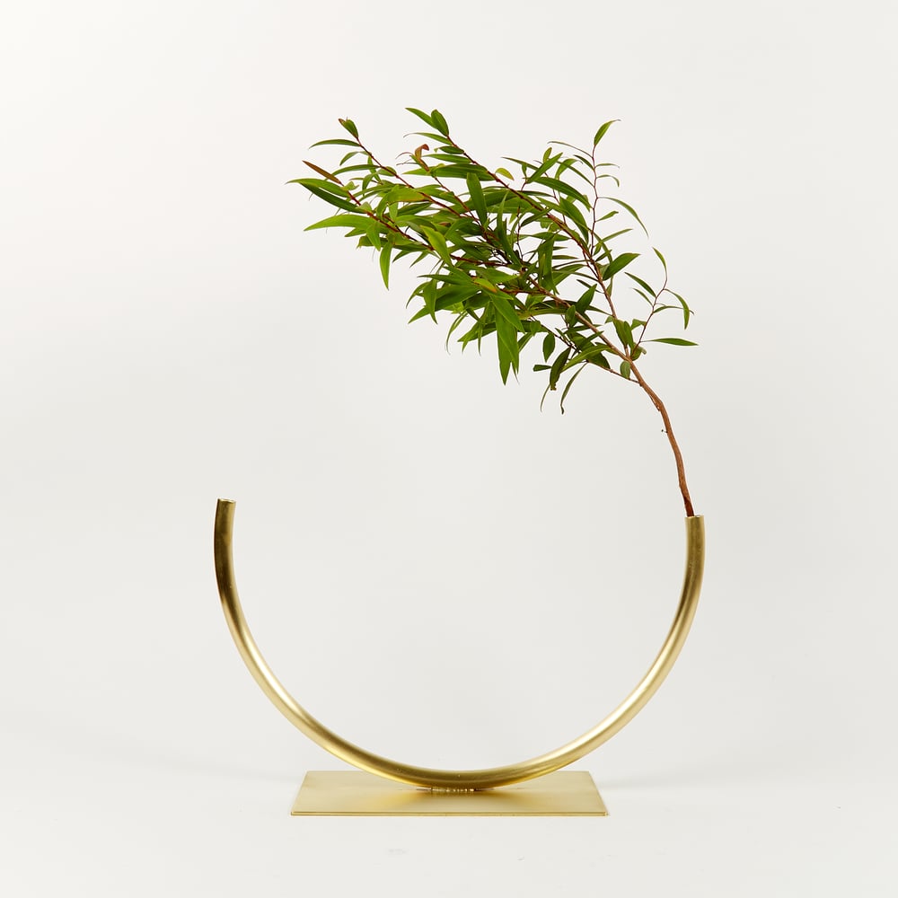 Image of Vase 1024 - Glass Half Full Vase