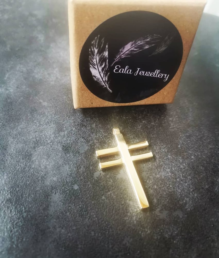 Image of 9ct Yellow gold Frabbit Cross 