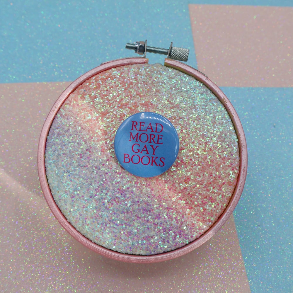 Image of Read More Gay Books Button Badge