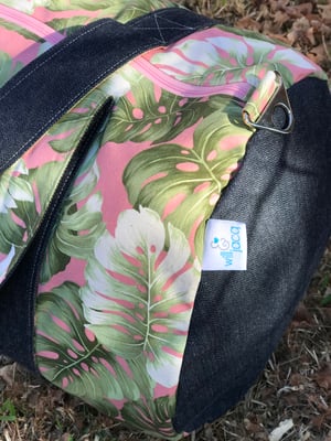 Image of Duffle Bag - Pink Fronds