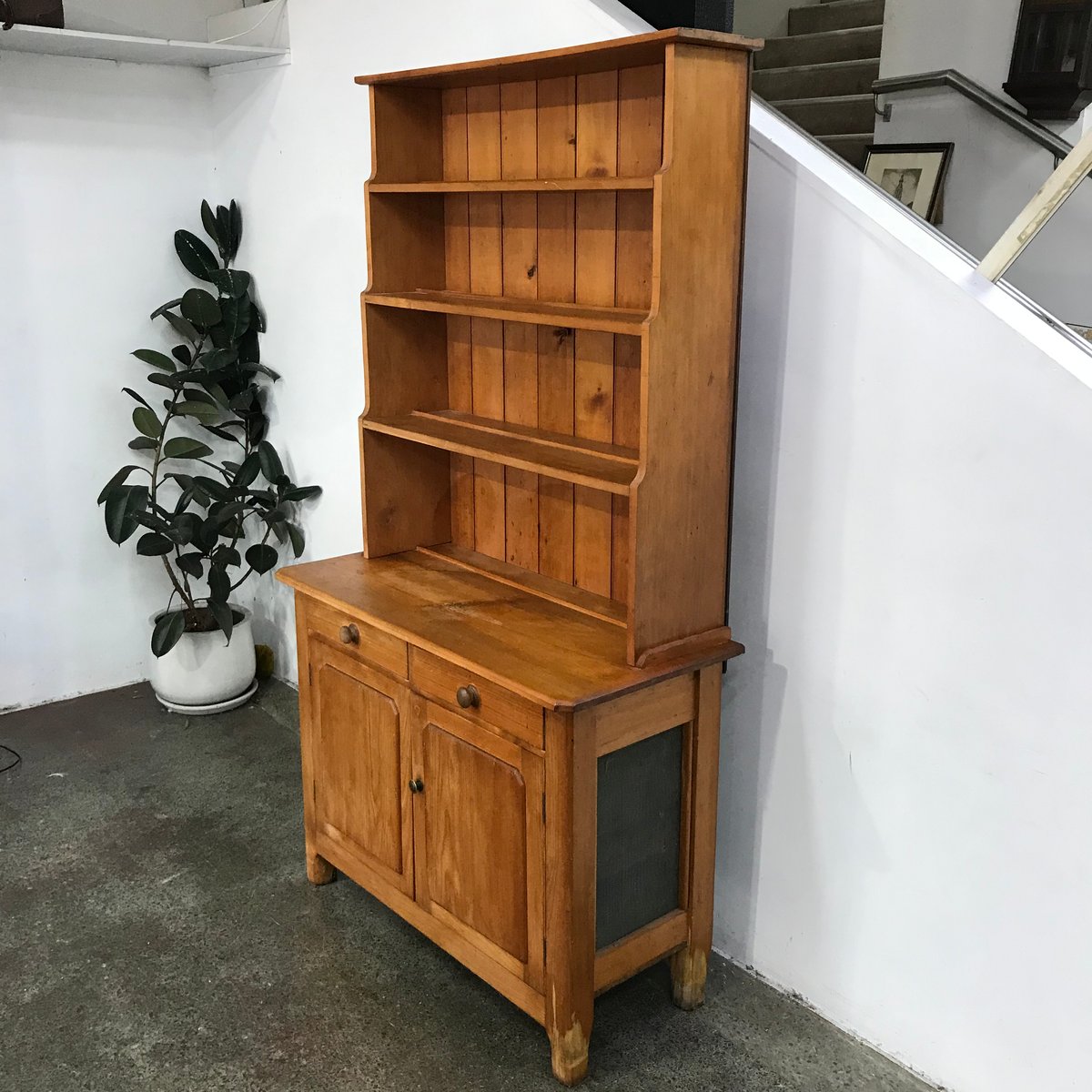 Sydney Used Furniture   BUFFETS HUTCHES