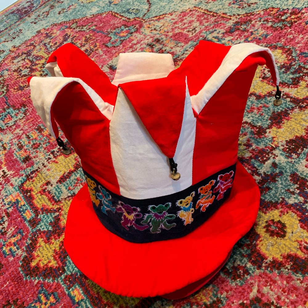 Image of 👉👉🔥For Sale!!!🔥Custom Adjustable Vintage Jester Dancing Bear Embroidered Hat!!