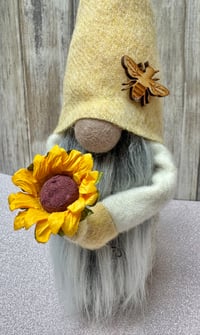 Image 1 of Lemon Merinowool Wee sunflower Bee Gnome