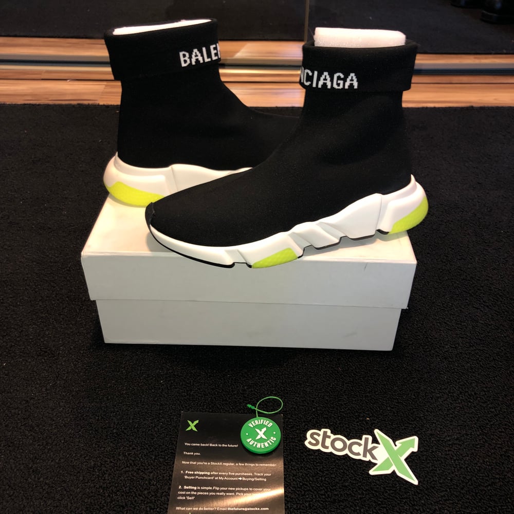 Do balenciaga speed 2025 trainers run small