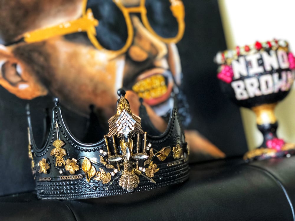 NINO BROWN CROWN 👑 