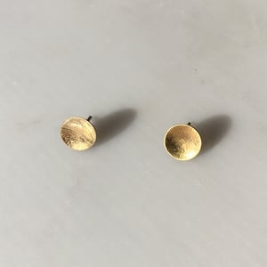 Image of dish earring