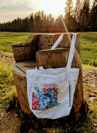 Market bag vintage cloth red white and blue