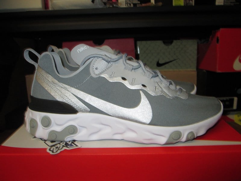 element 55 metallic silver