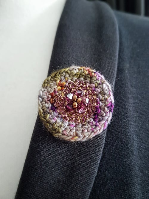 Image of TEXTILE BROOCH - Grapevine