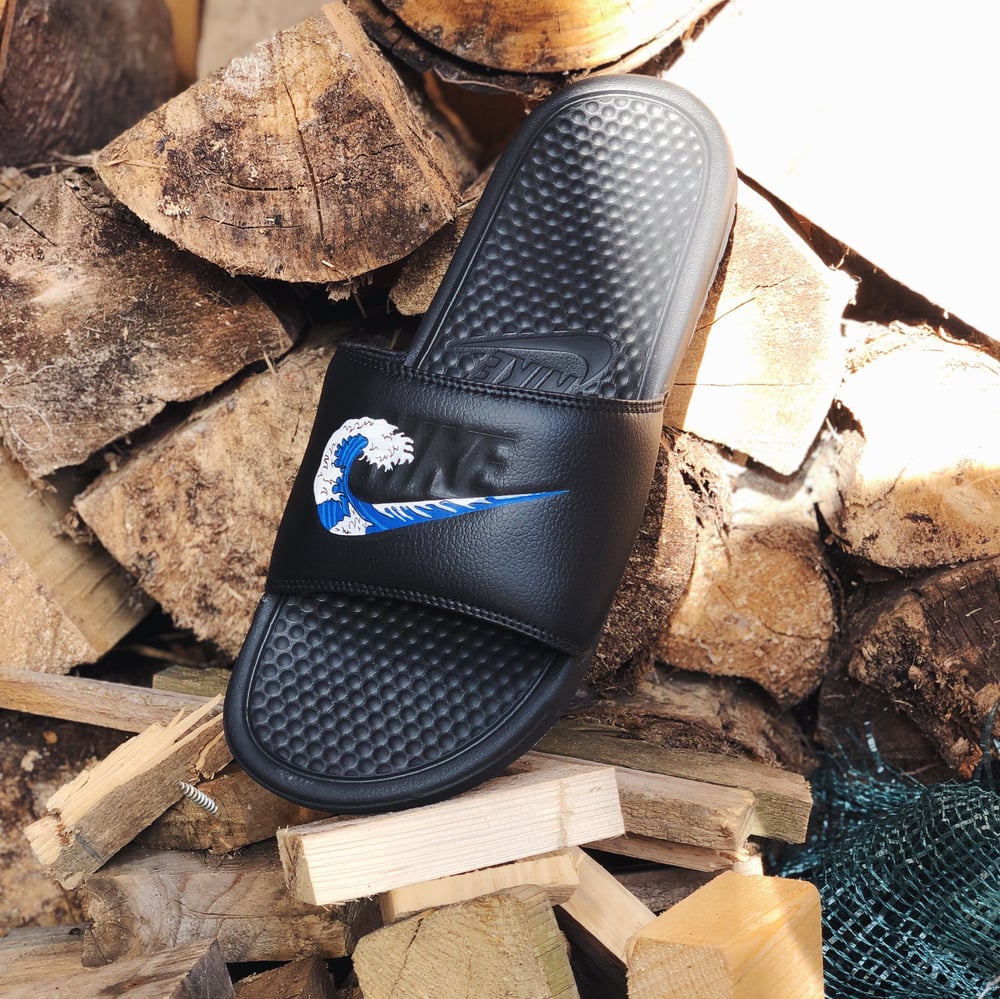 Image of Nike “Great Wave” Benassi Slides