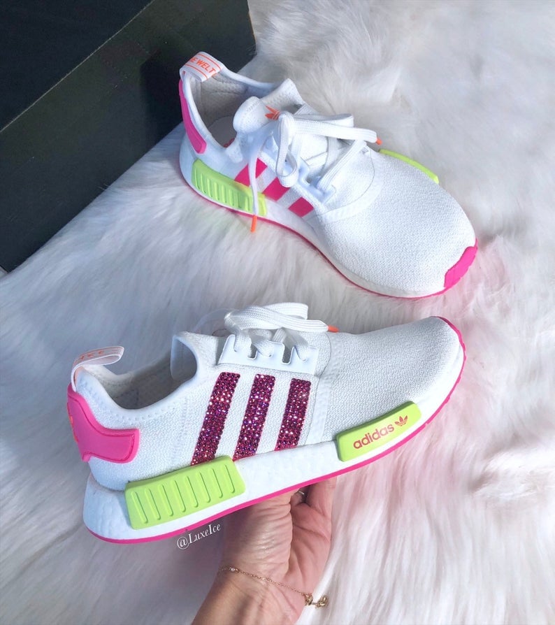 Adidas nmd hotsell r1 womens neon