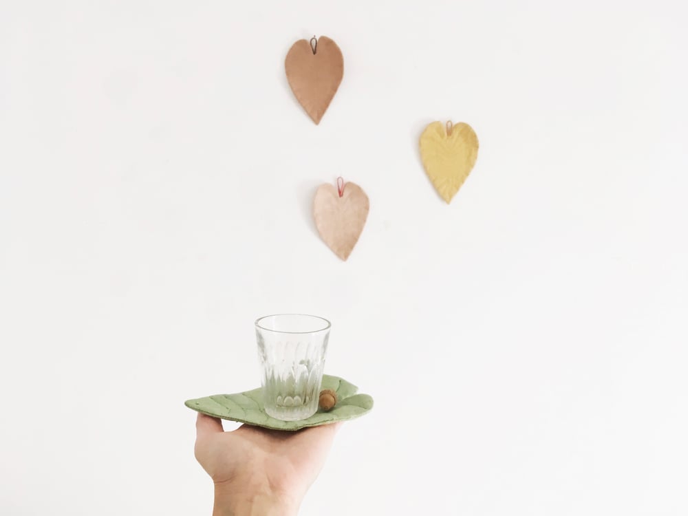 Image of cocon leaf coasters (a set of 2 leaves)