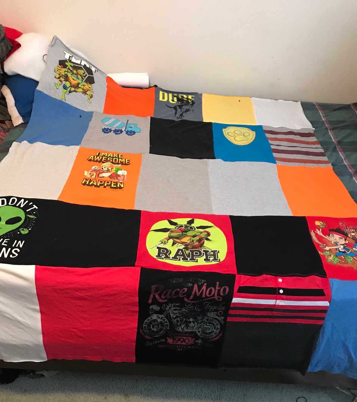 Image of Queen Size Bed Topper Memory Quilt/Blanket