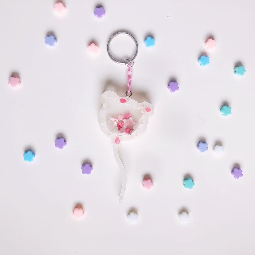Image of sakura petals bear balloon! 