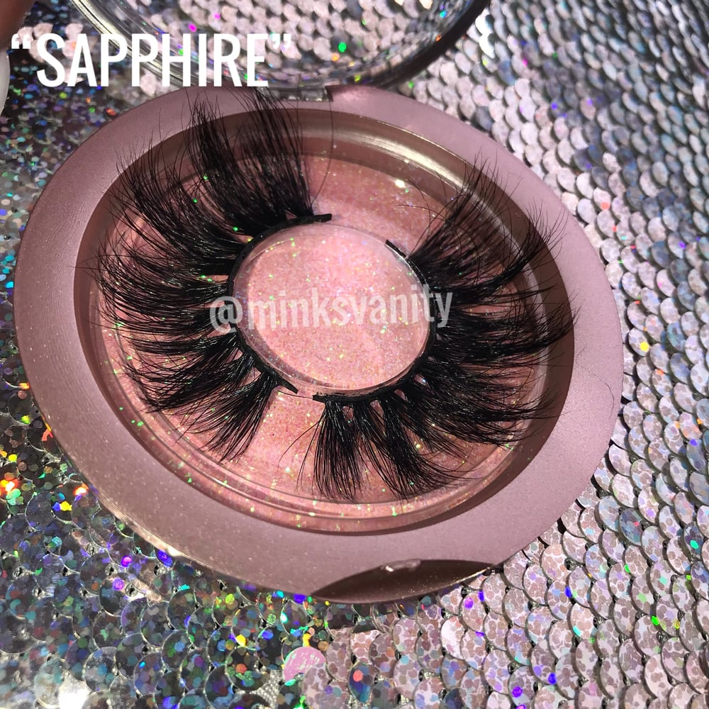 Image of "Sapphire" Mink Lashes