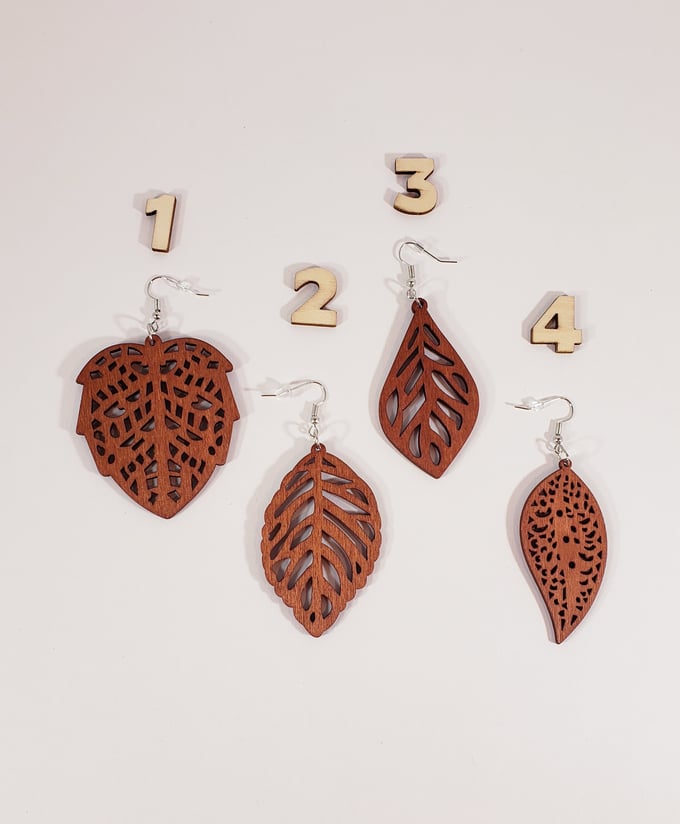 Image of Leaf Earrings