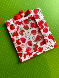 Apple Photocard Holder