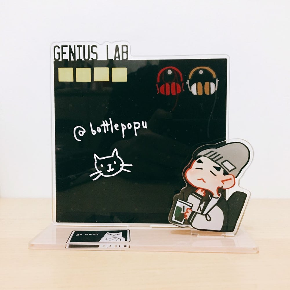 Image of [PREORDER] Genius Lab Stand