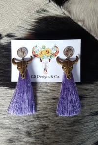 "Longreach" bullskull dangles