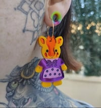 Image 3 of Pendientes sylvanians jirafa