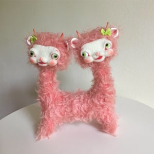 Image of Peony and Tulip Two-Headed Mini Yak