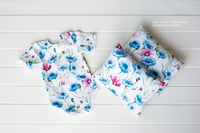 Image 1 of Berta pillow set - newborn 