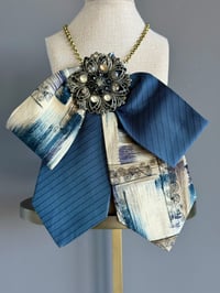 Image 2 of Bluebell E’poque