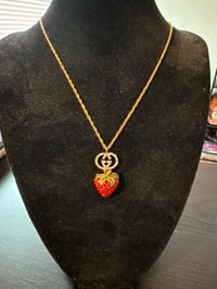 GG strawberry necklace 