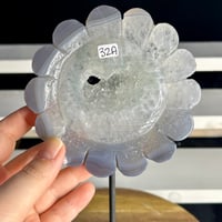 Image 1 of Druzy Agate Sunflower On Stand (32A)