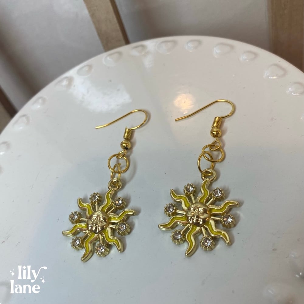 Image of Sunny Days Earrings