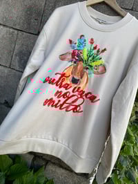 Image 7 of Suadoiro bordado a man. OUTRA VACA NO MILLO. beis. VARIAS TALLAS! *Feita por encarga.