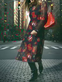 Image 1 of VESTIDO MIDI ROSAS TUL