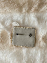 Image 5 of Broche brodée Douceur de printemps