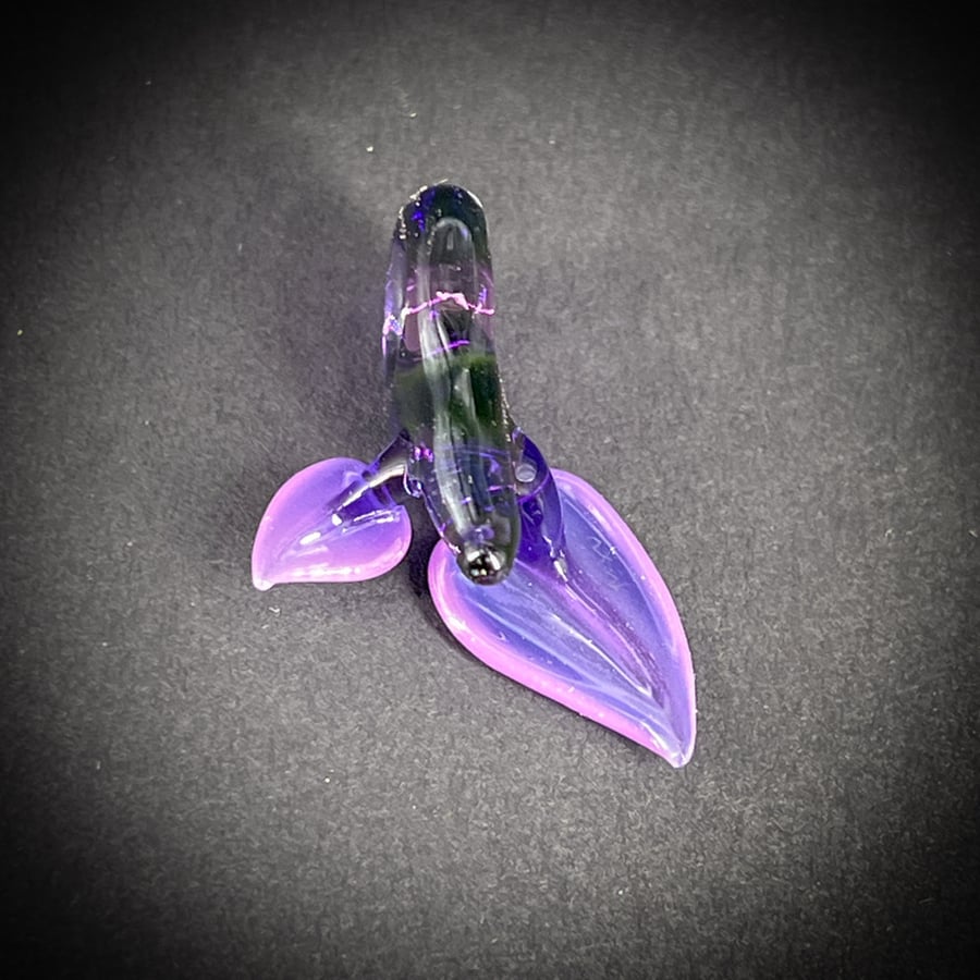Image of Mini Purple 2 Leaf Pendant 2