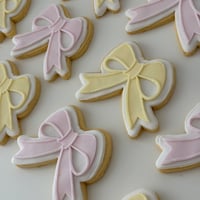 Image 1 of Pretty Bows🎀
