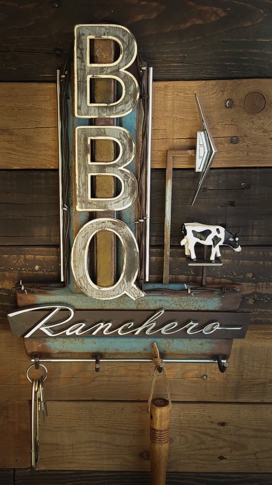 Image of BBQ Ranchero sign key rack