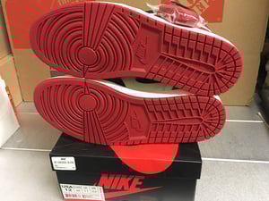Image of AIR JORDAN 1 RETRO HI OG “BRED TOE” MEN